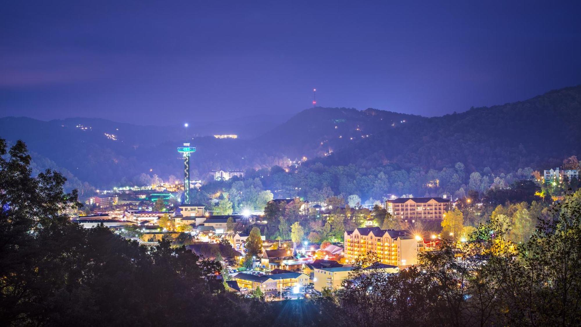 فيلا Endless View- Amazing Panoramic Mountain Views, Pool Access, Free Area Attraction Tickets سيفيرفيل المظهر الخارجي الصورة